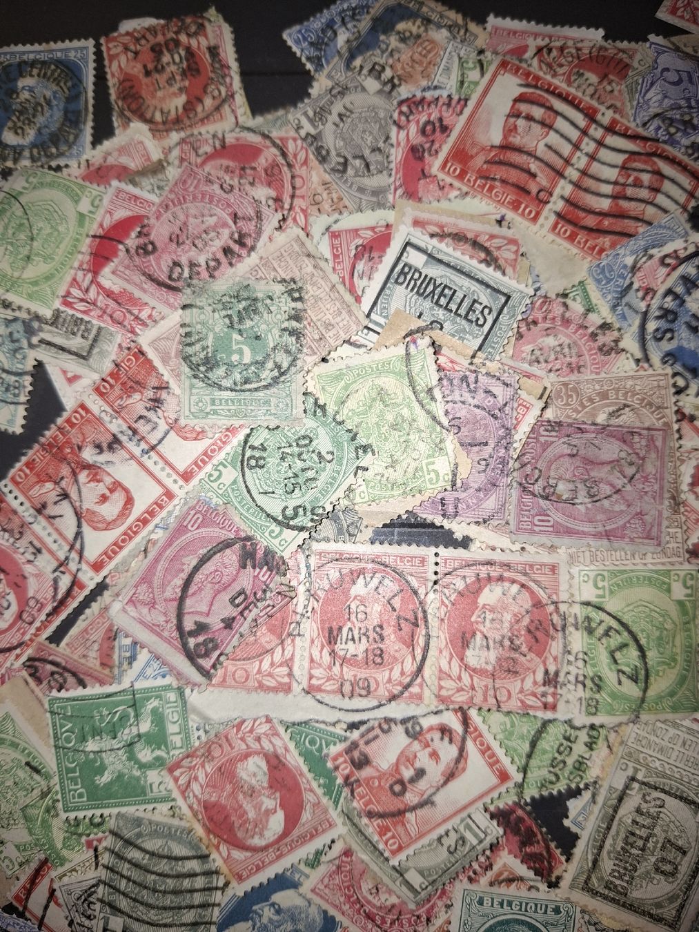 Tutti i francobolli: Lot Belgien / div. – Usato da Balgach venduto da SIMEON27 1