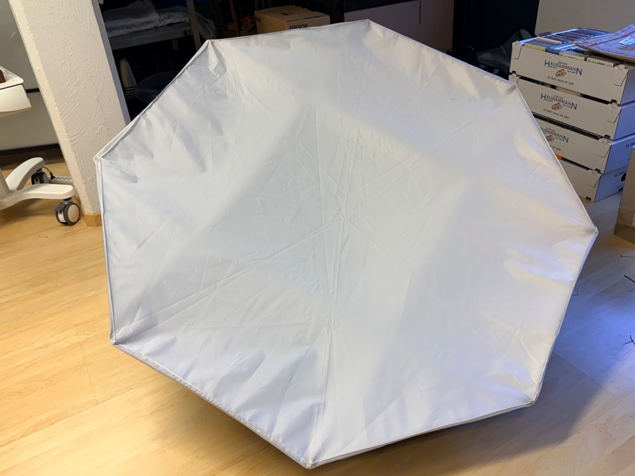 Flash: Softbox Octagon, 130cm Durchmesser, inkl. Profoto-Adaperring – Usato da Niederhasli venduto da Moondance