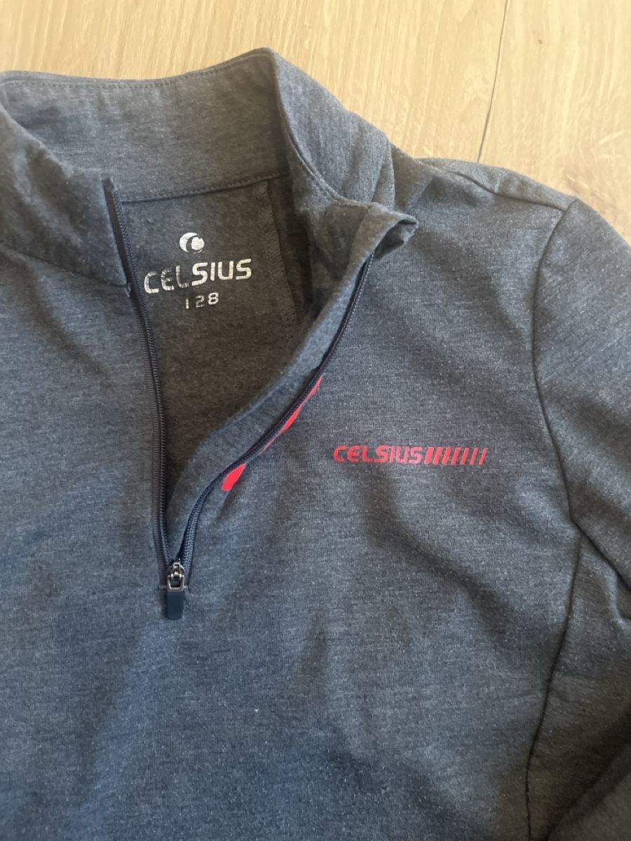 Pullover & Sweatshirts: Skipullover 128 – Gebraucht aus Münchwilen TG von Kaira0811 1