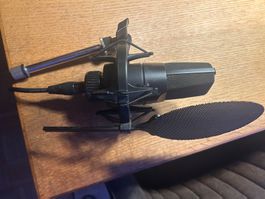 Kondensatormikrofon mit Spinne und Pop-Filter gebraucht
