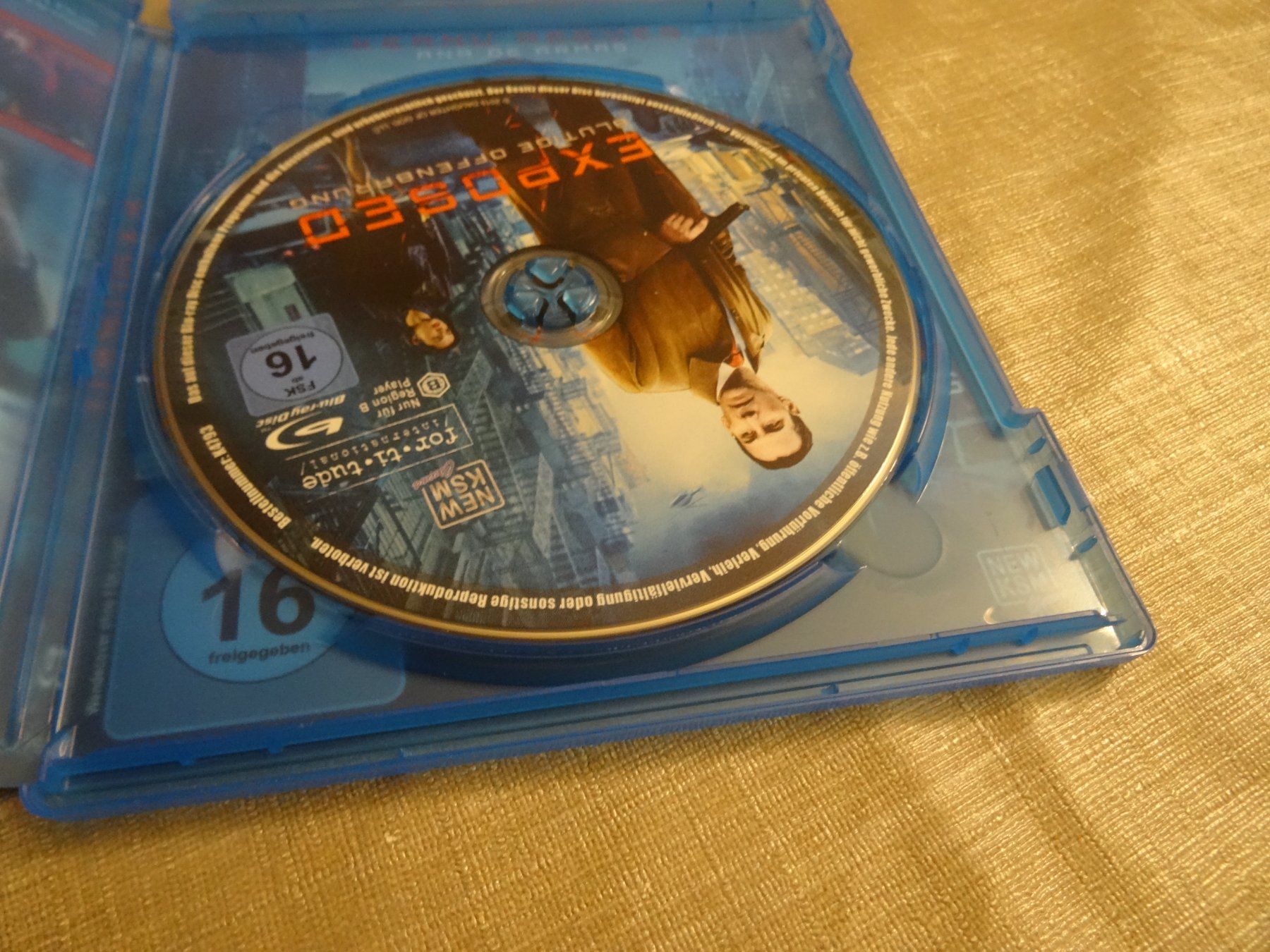 Tutti i DVDs: Blu-ray "Exposed - Blutige Offenbarung" – Usato da Olten venduto da Disc-Verkauf 1
