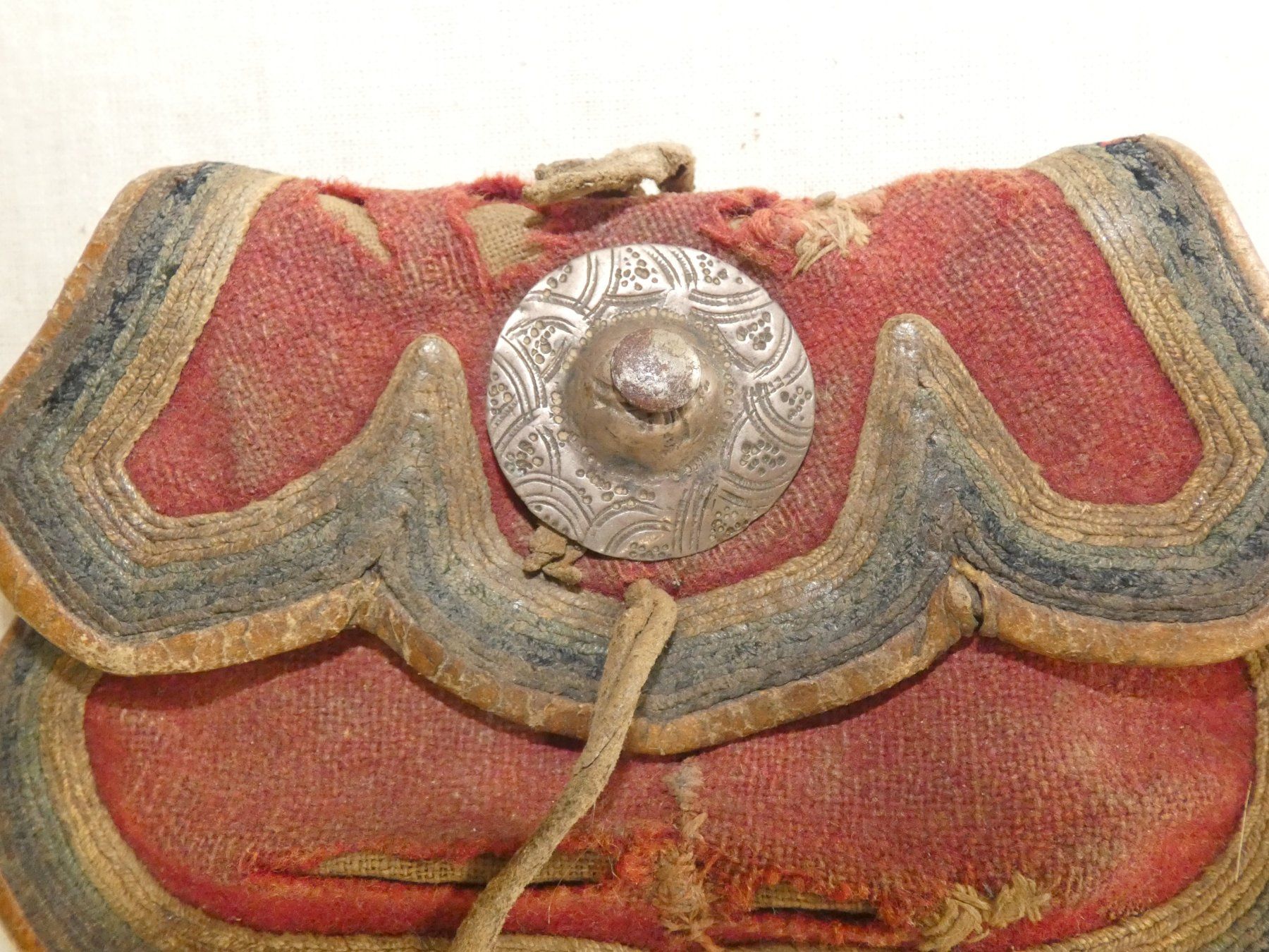 Statuette: Ancienne bourse du Tibet – Usato da Cernier venduto da Tashi_Delek 1