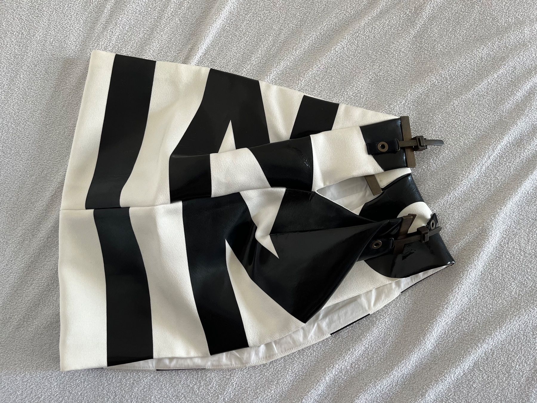 Gonne: Anthony Vaccarello, mini jupe – Usato da Genève venduto da dachaw 5