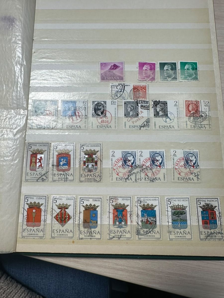 Tous les timbres: Timbres poste ESPAGNE – D'occasion à Neuchatel par RinoICF 9