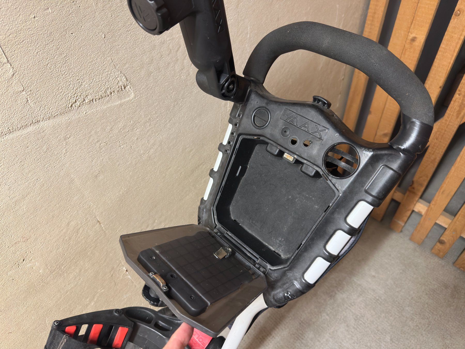 Big Max Trolley: Big Max Wheeler 4-wheel push/pull golf trolley – Usato da Lausanne venduto da brixton 7