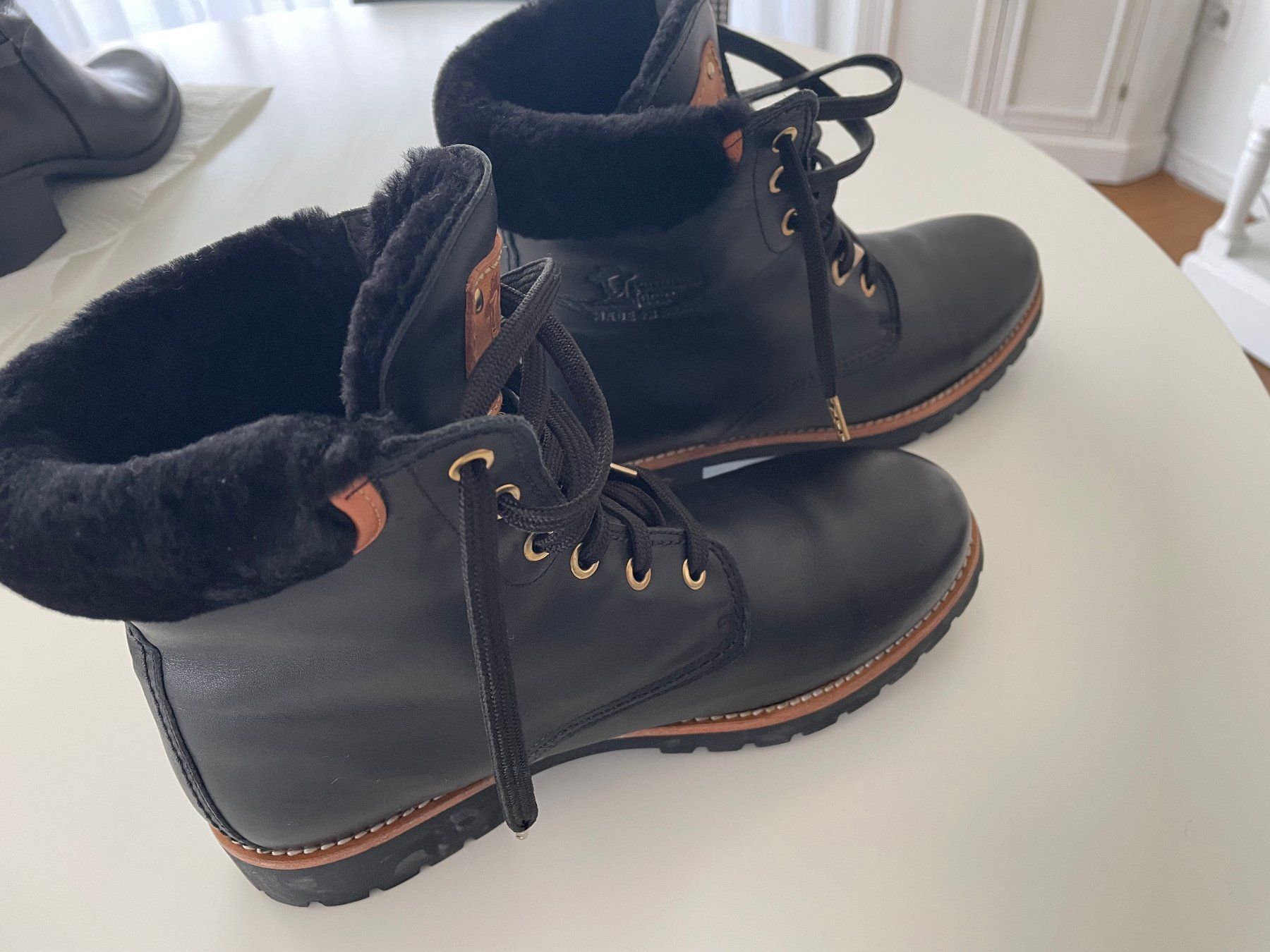 Scarpe da donna: Panama Jack IGLOO TRAVELLING - Schnürstiefelette - black – Nuovo (secondo la descrizione) da Dulliken venduto da inf_mls2 2