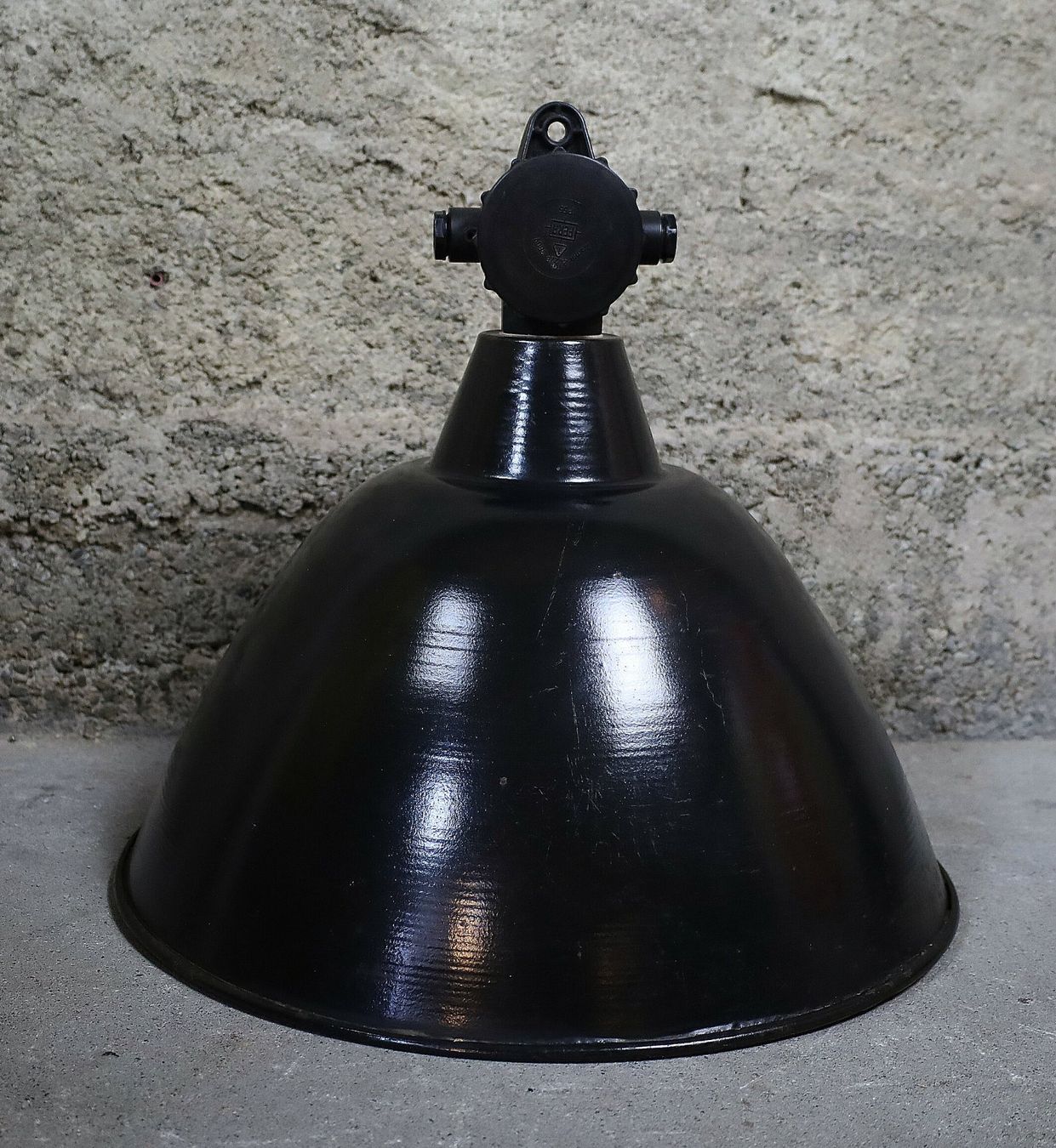 Kronleuchter & Deckenlampen: Industrielampe Fabriklampe Emaillampe XL – Gebraucht aus Birrwil von brandschatz_birrwil