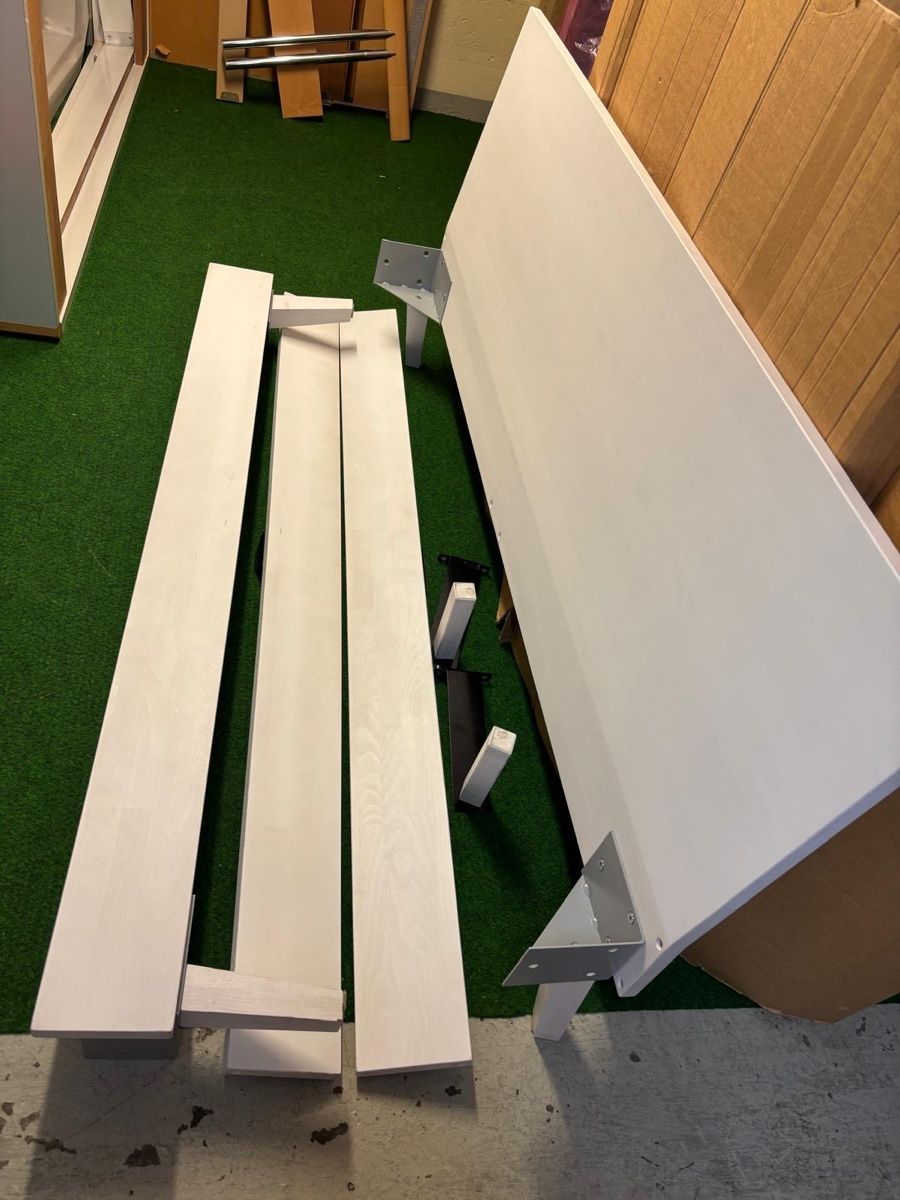 Letti: Holz Bettgestell 180 x200 – Usato da Zug venduto da Biki72 4