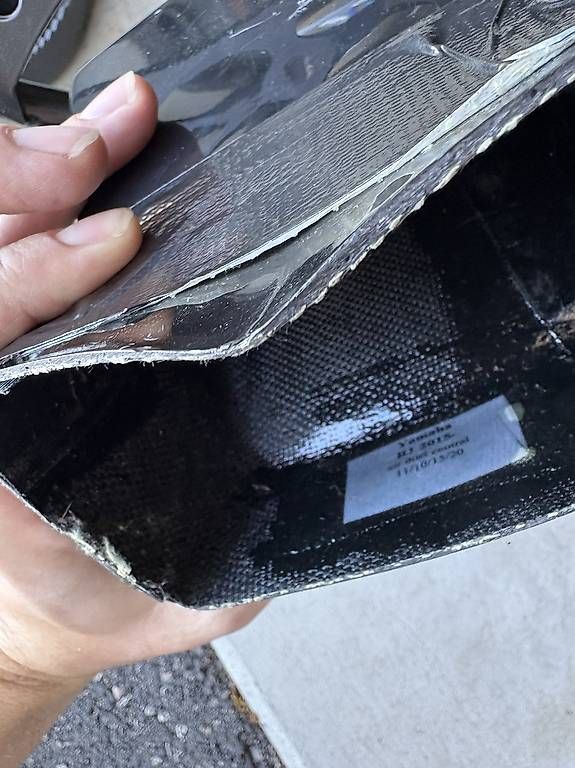 Yamaha Tutti i ricambio per moto: Yamaha R1 2015- Frontmaskem träger – Usato da Neuheim venduto da Chaeppi16 3