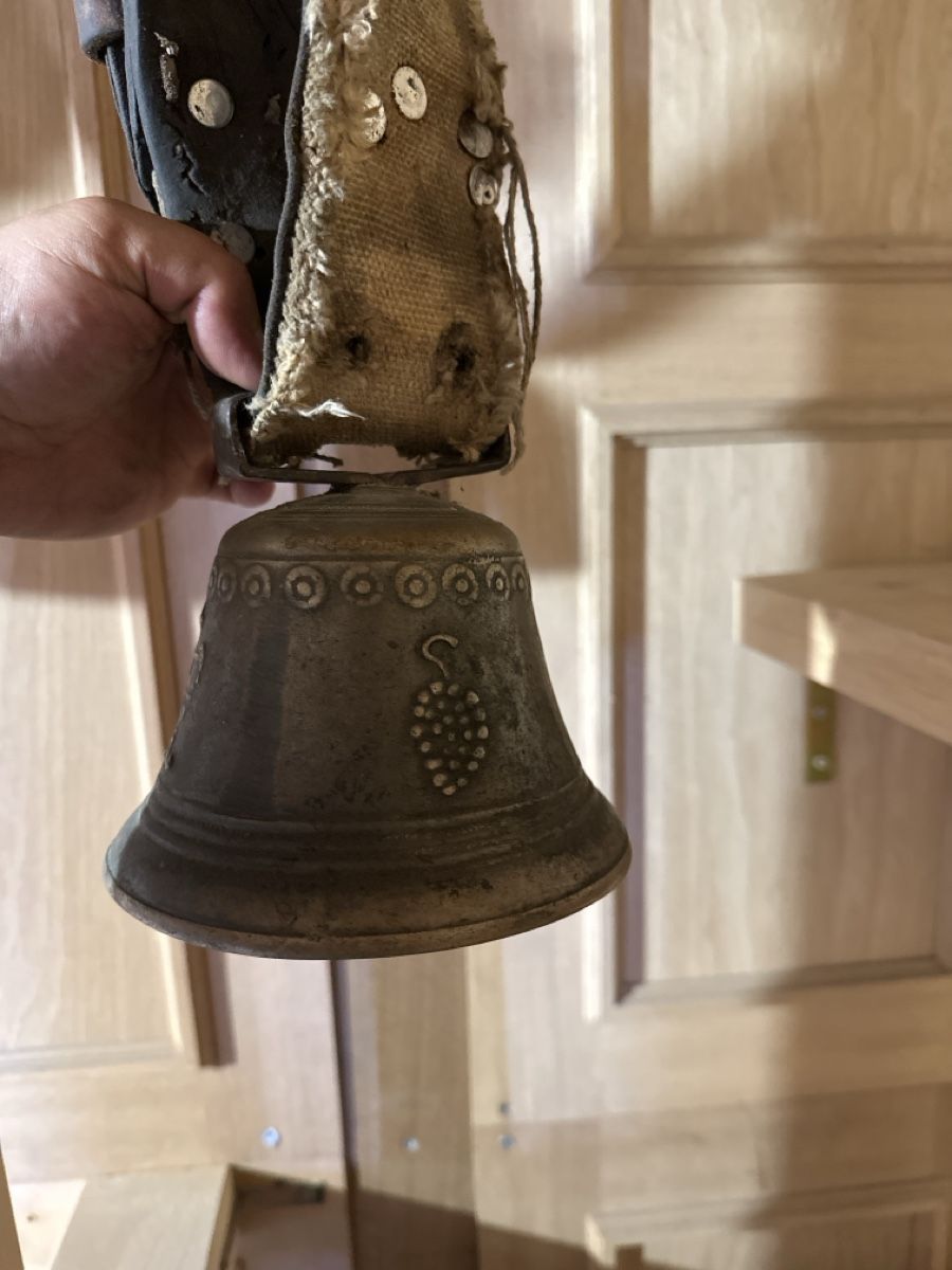 Campanacci mucche: Antike Schütz Glocke Schelle – Usato da escholzmatt venduto da D.B-Treicheln 1