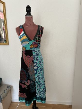 Desigual Kleid ärmellos mehrfarbig gemustert Grösse M
