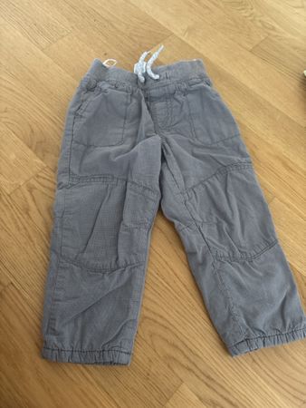 Baby Hose gefüttert grau Grösse 92 