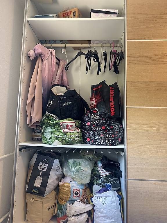 Letti: Schlafzimmer Komplett Set – Usato da Basel venduto da Murat022 4