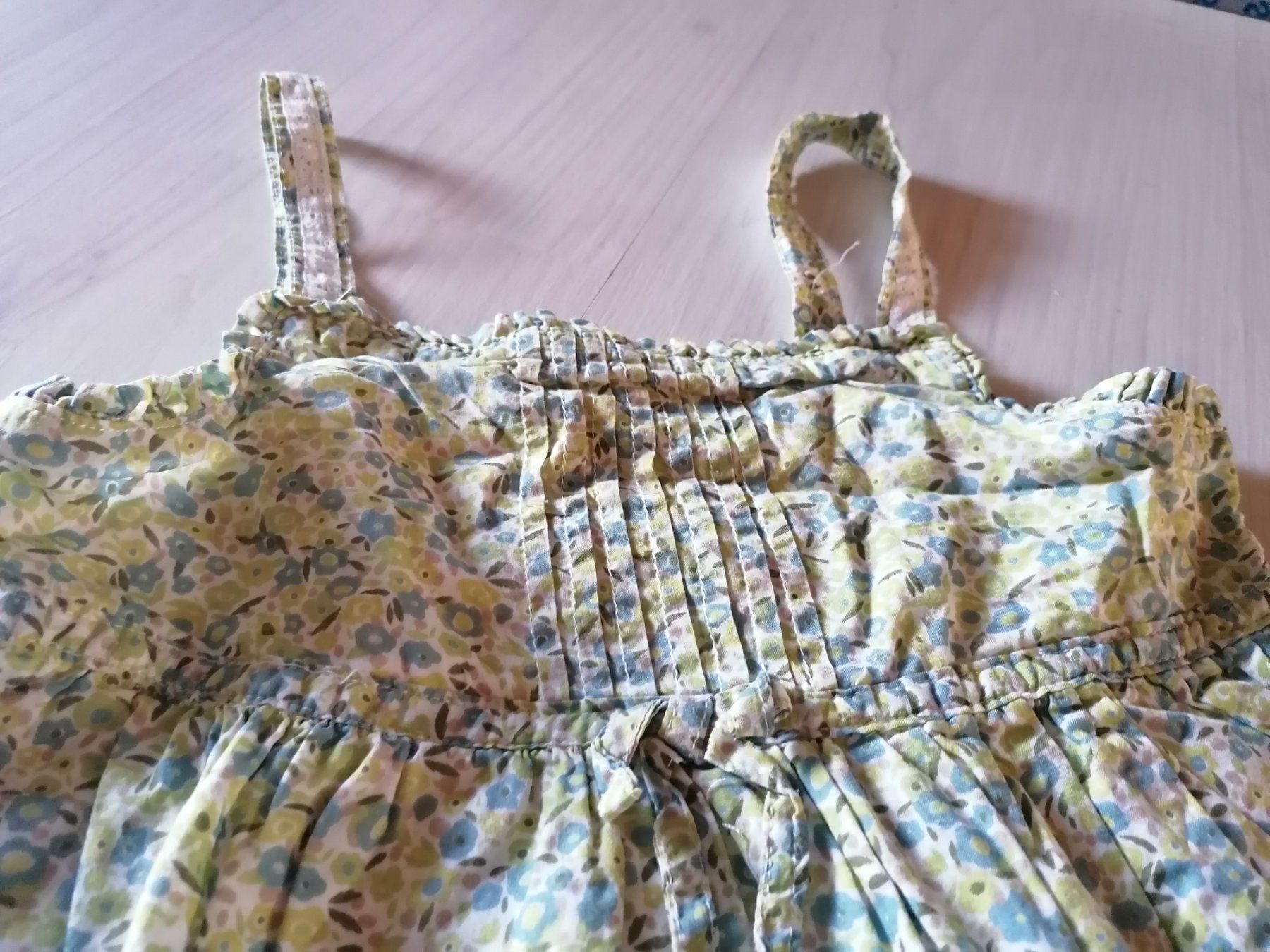 Blusen, T-Shirts & Tops: Top – Gebraucht aus Montcherand von petiteoune75 2