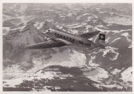 Flugzeug Swiss Air Lines Douglas D C 2 über Voralpen Mythen