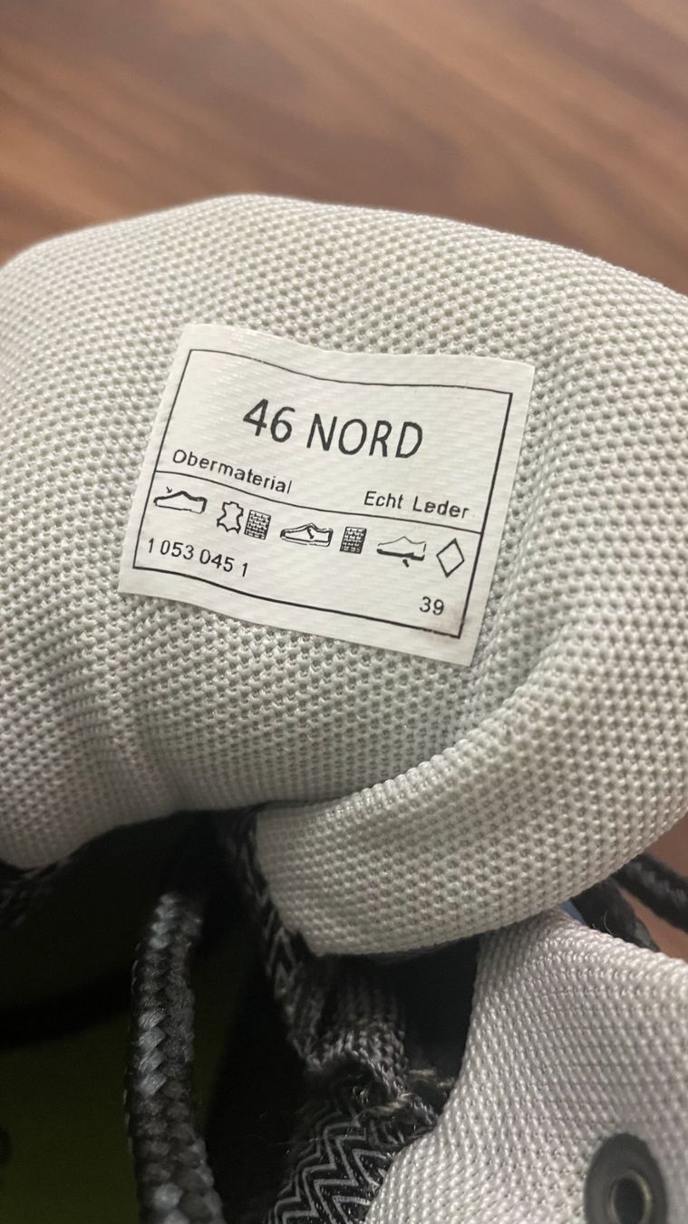 Herrenschuhe: Wanderschuhe 46 Nord – Gebraucht aus Flüelen von jodel_du 3