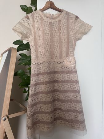 Elegantes Spitzenkleid size S