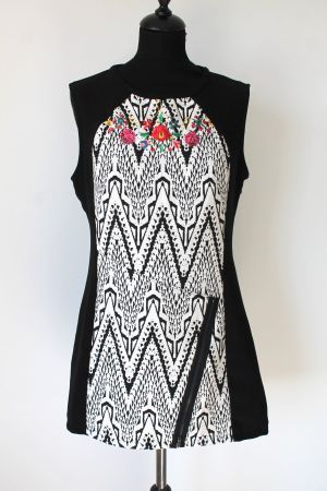 Robe DESIGUAL taille 42