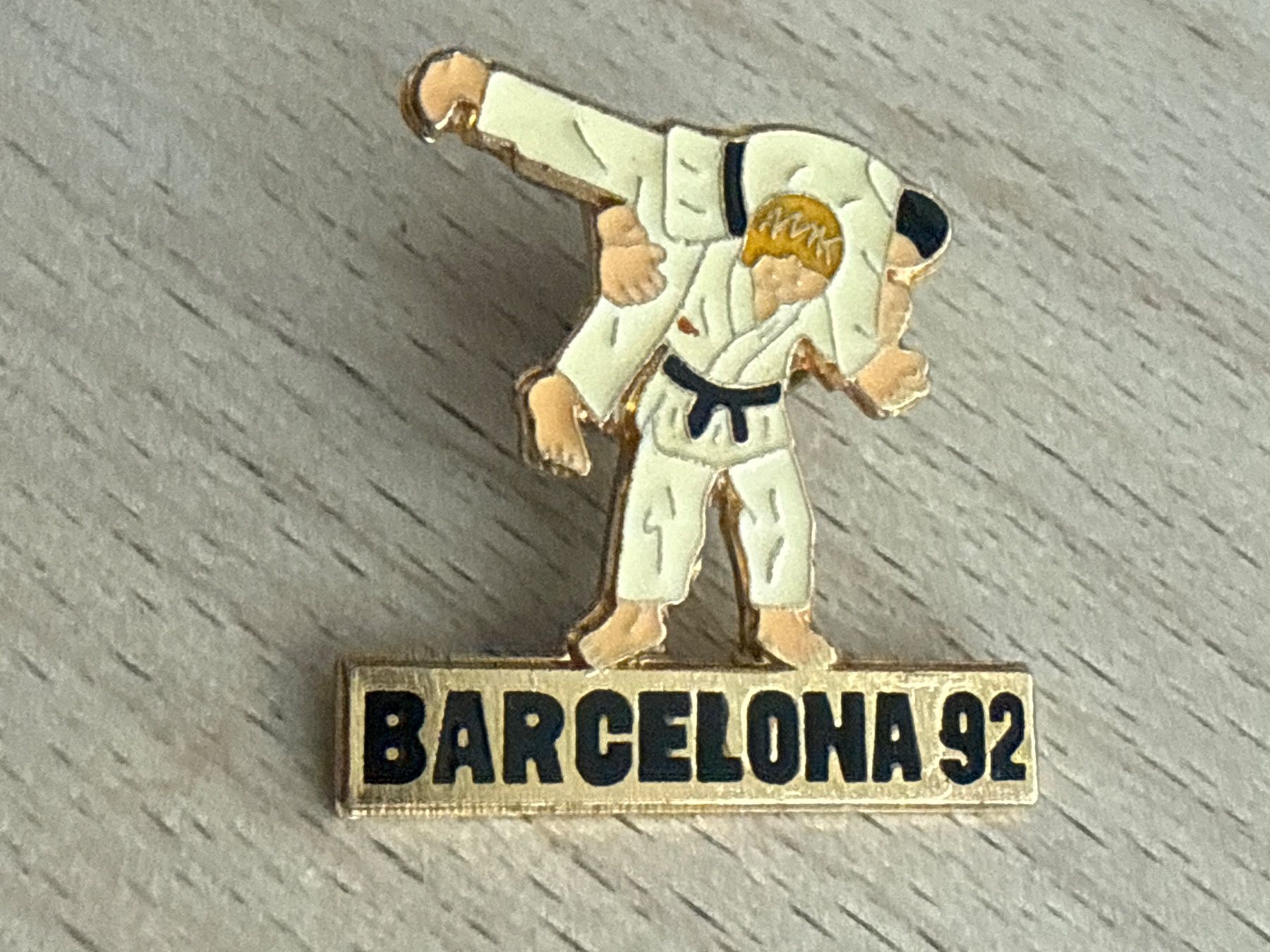 Plaquettes & Badges: Pin Barcelona 92 Olympiade  Judo – D'occasion à Glattbrugg par Schweigmatt