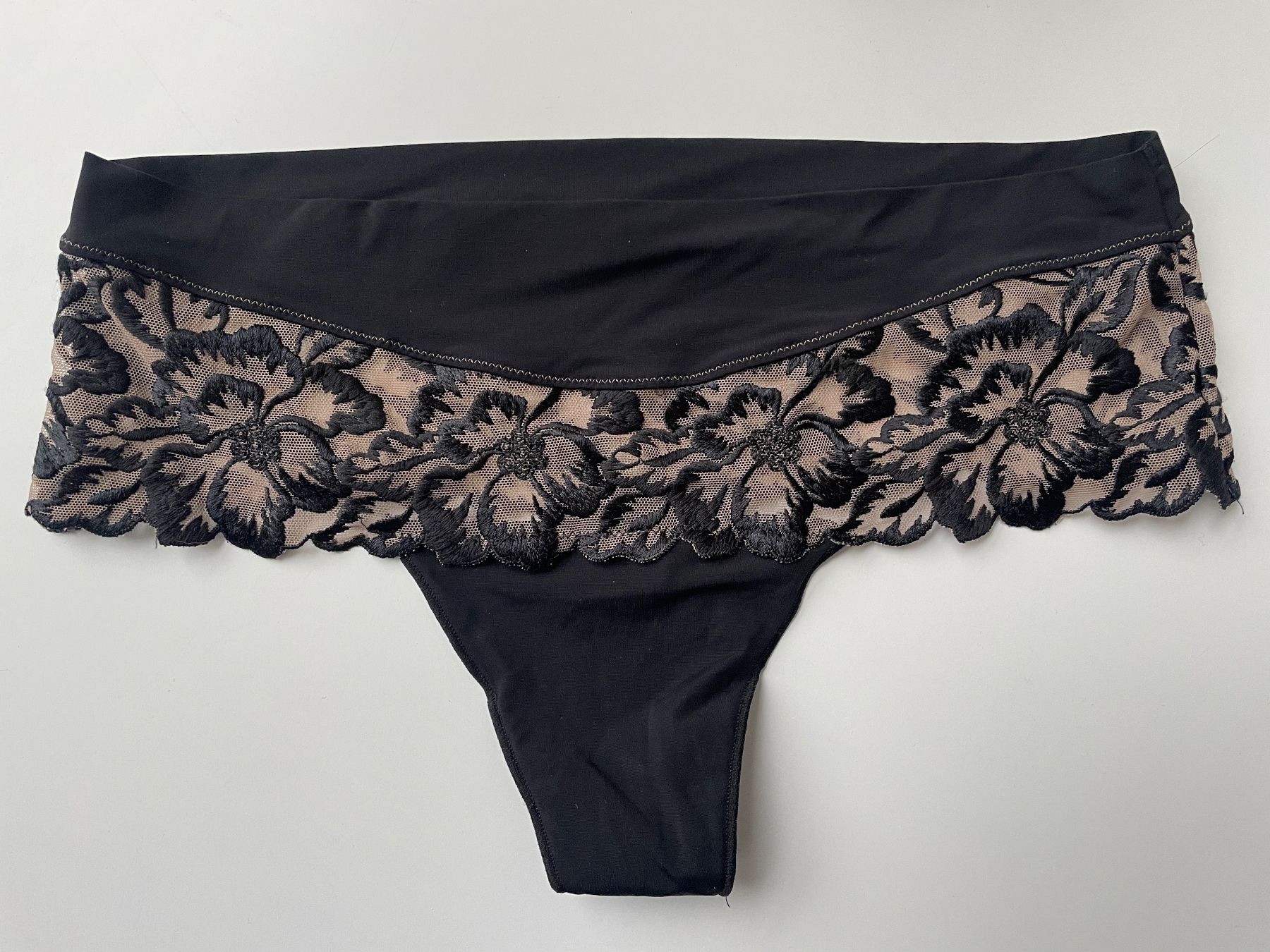 Aubade Autres dessous: String von Aubade – D'occasion à Windisch par orangepanter