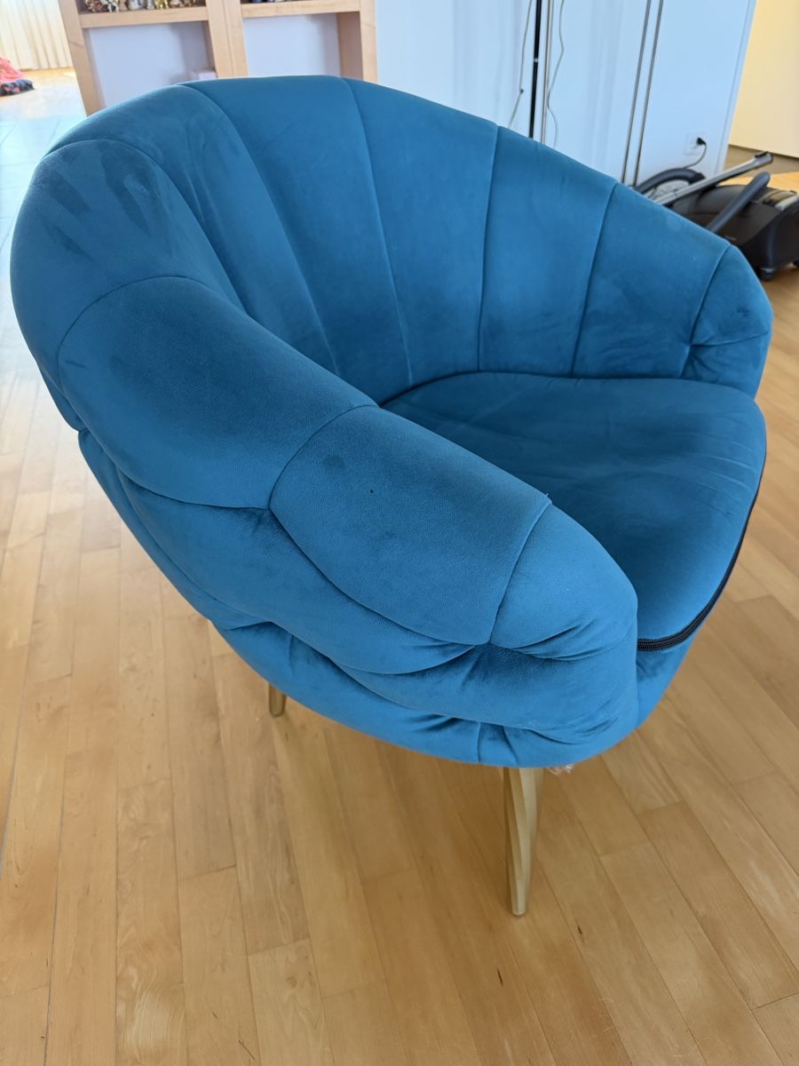 Sessel: Sessel aus Samt, grün – Gebraucht aus Bassersdorf von lan_6xhw