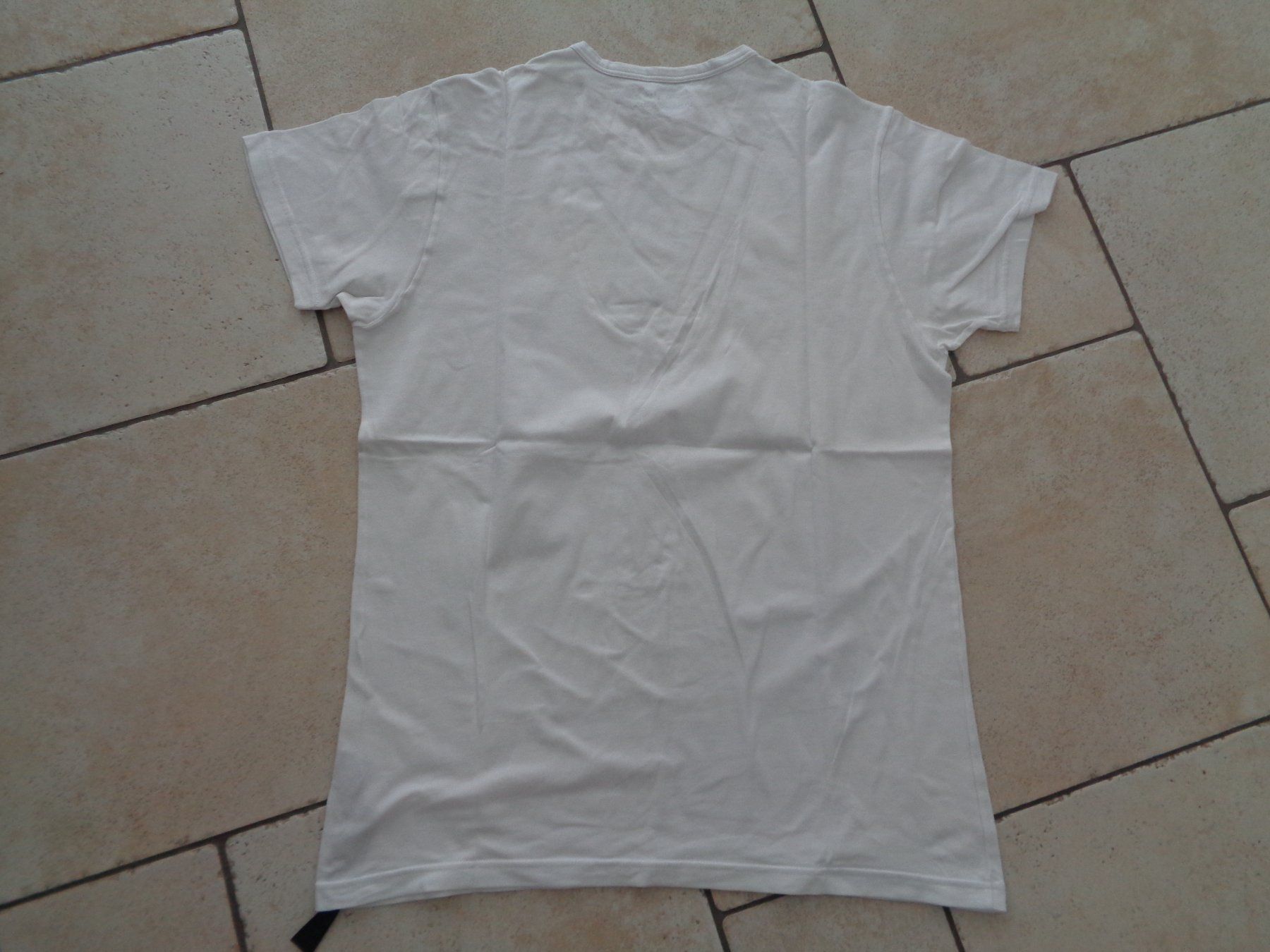 T-Shirts: Shirt  Grösse M/L – Gebraucht aus Kreuzlingen von Robi-2003 2