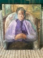 Personage sur Fauteuil