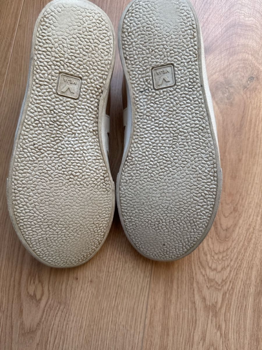 Veja Herrenschuhe: Basket veja – Gebraucht aus Grandson von fle_vb7f 4