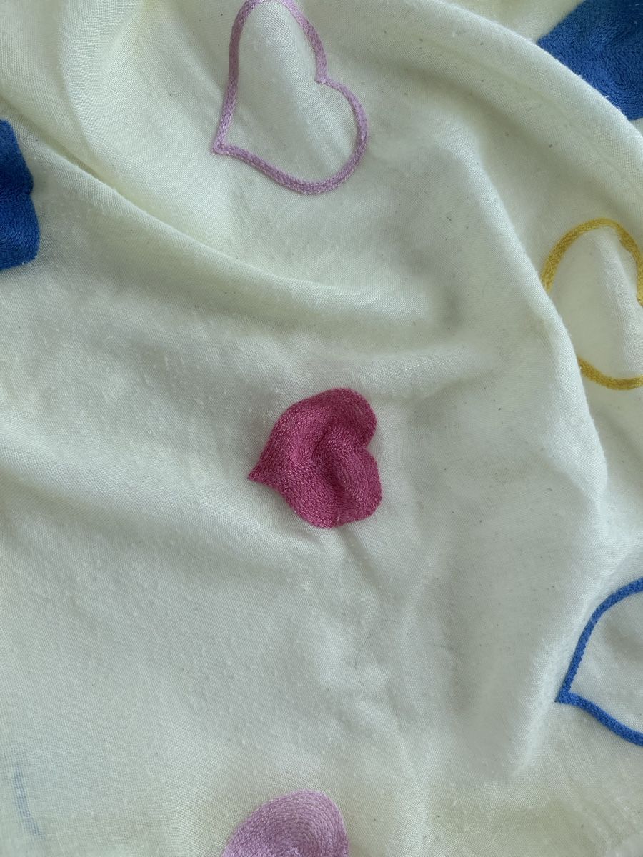 Foulards, Tücher & Schals: Pareo creme with hearts multicolor one size used – Gebraucht aus Saland von ele_vc96 1