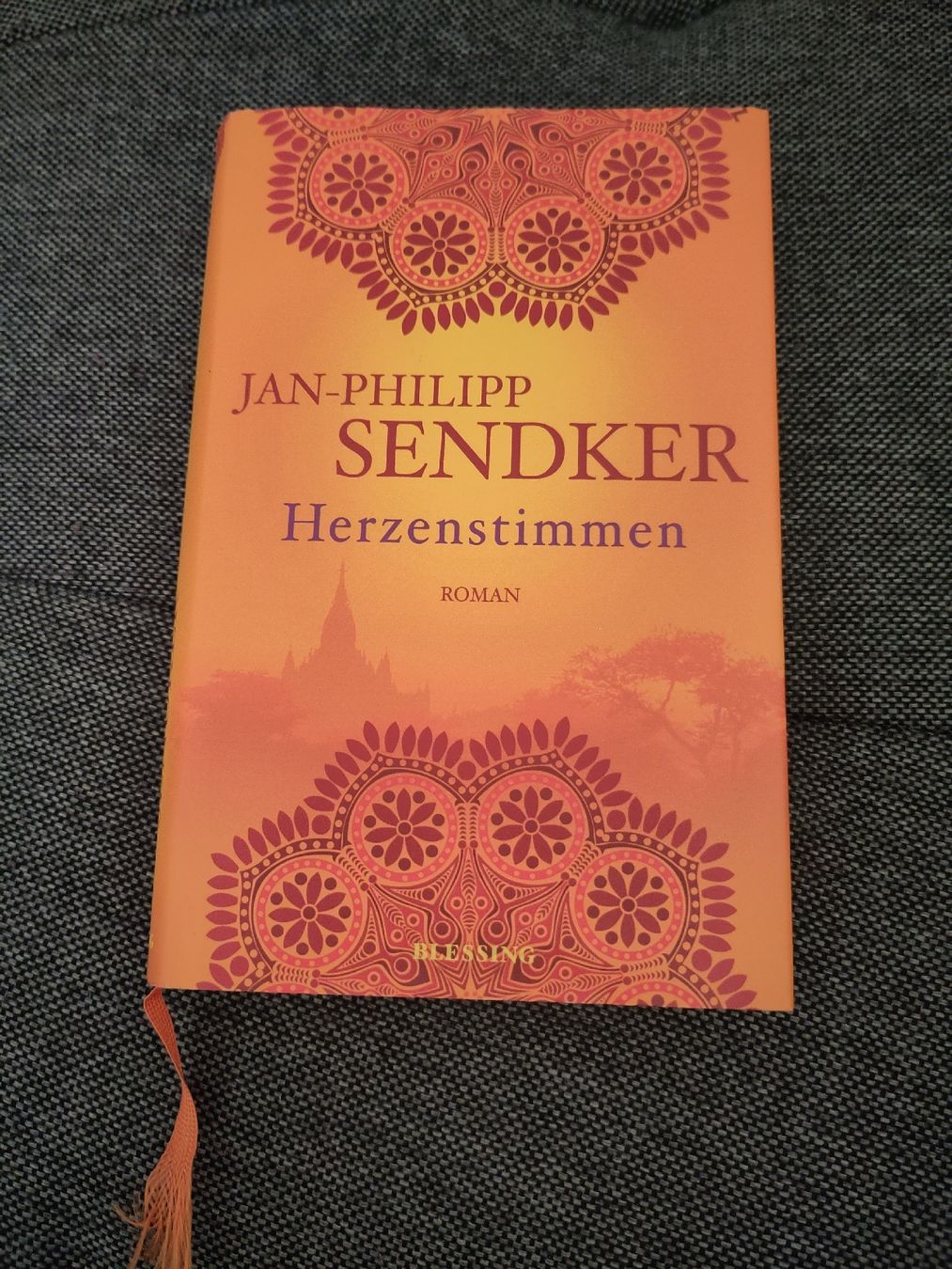 Libri: Buch: Herzenstimmen – Usato da Dübendorf venduto da Cocochala8