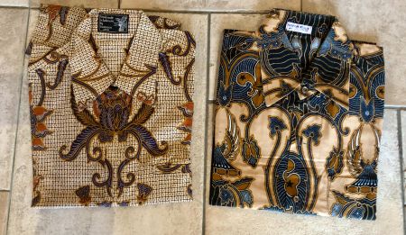 2 x Batik Hemden Hand Made aus Indonesien Gr. S