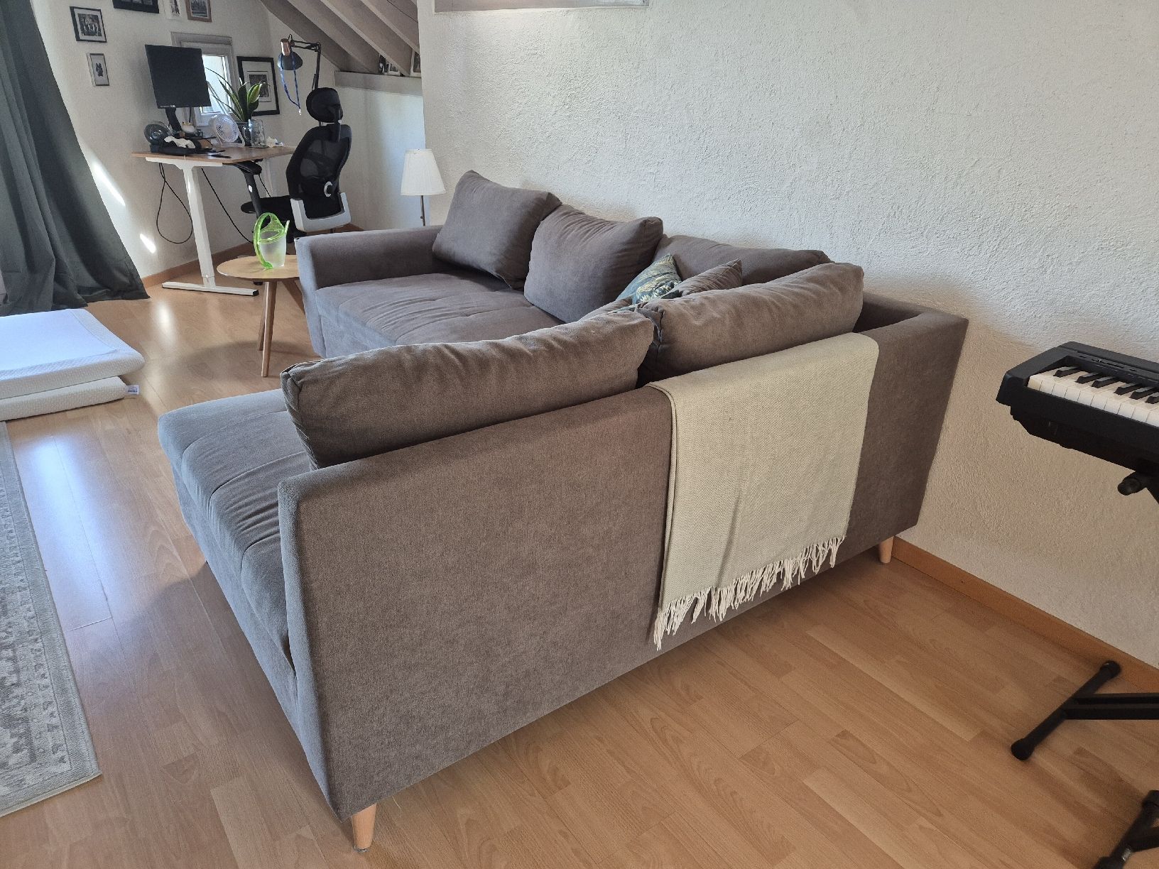 Divani: Graues Ecksofa/Schlafsofa, in gutem Zustand – Usato da Kilchberg ZH venduto da emi_6vtg 1