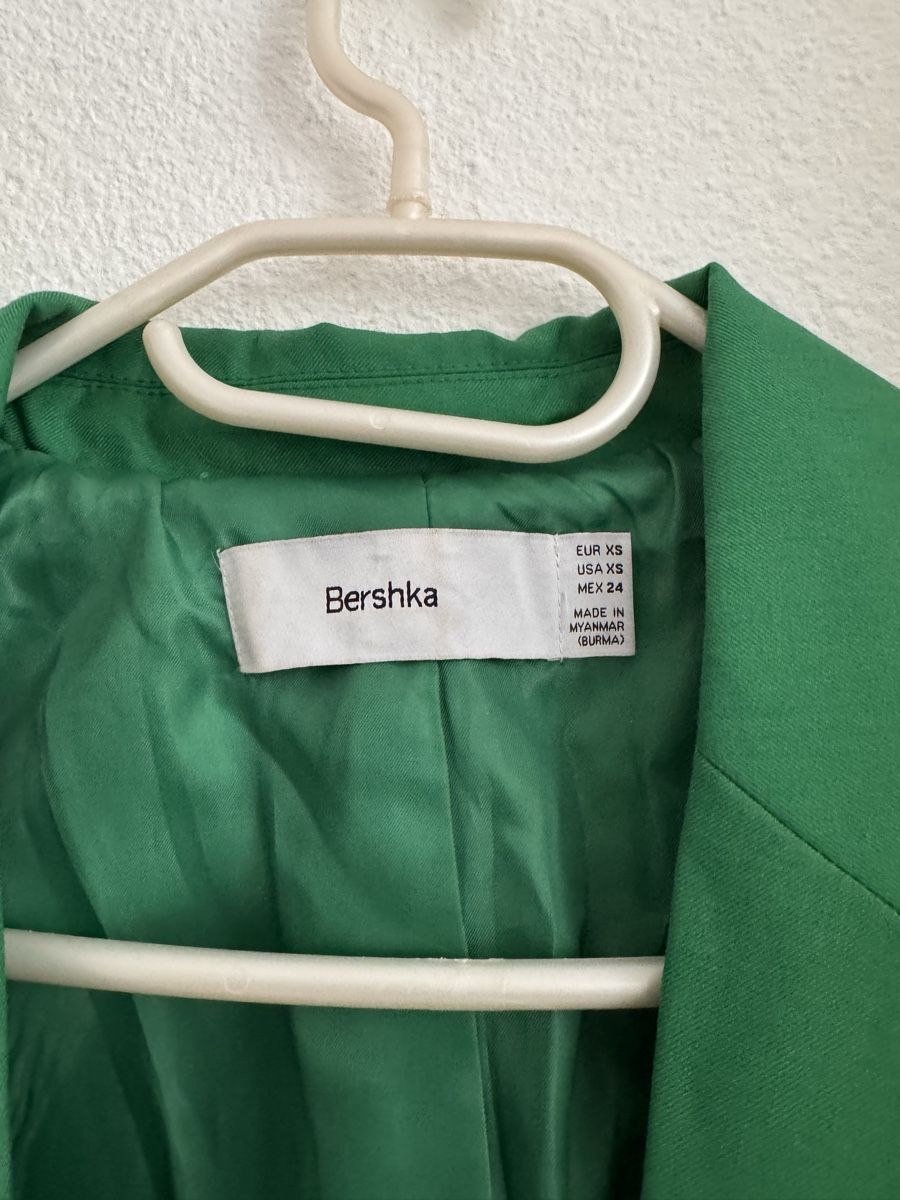 Zara Completi & Tailleur: ensemble Zara vert femme  – Usato da Lausanne venduto da Michel_Ozcan 3