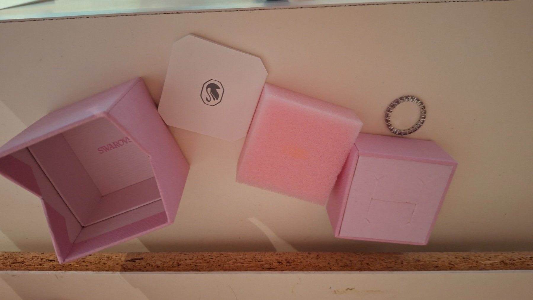 Swarovski Ringe: Swarovski Ring rosa infinity – Neu und originalverpackt aus Häfelfingen von Dayali 1