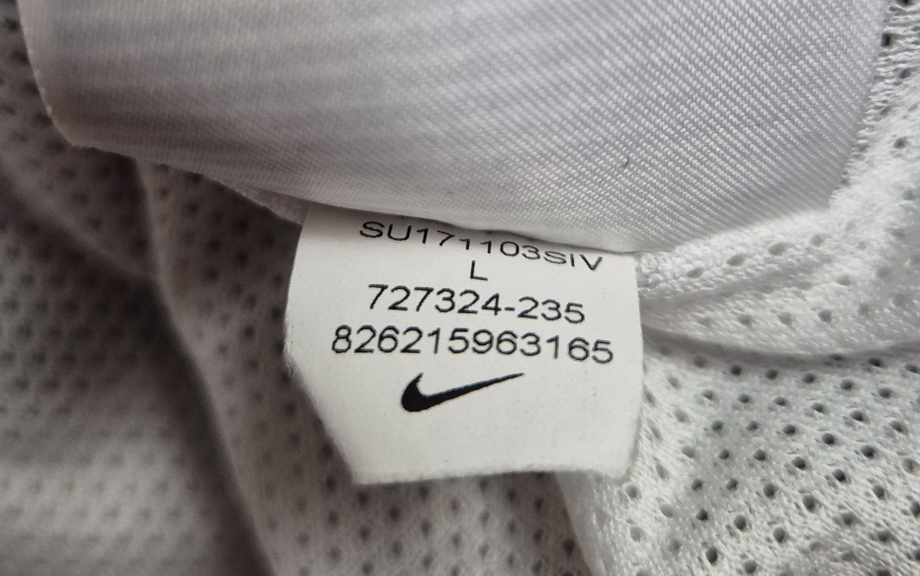 Nike Giacche: Rare Nike Windrunner Jacke Grösse L – Nuovo (secondo la descrizione) da St. Gallen venduto da CaliSunshine 4