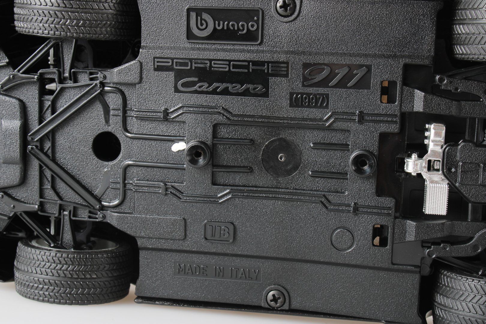 Bburago Modellautos: Porsche 911 Carrera 4  996 schwarz – Gebraucht aus Gossau SG von mifab 6