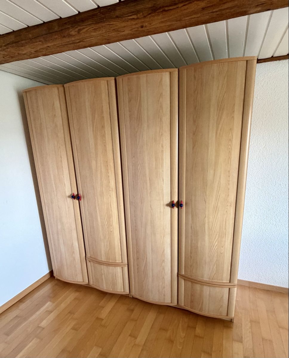 Armadi: 2 x Kleiderschrank, Buche hell, Top Zustan – Usato da Erlenbach ZH venduto da Ritschly 1