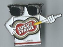 Plaketten & Abzeichen: Lucky Strike Pin – Gebraucht aus Zürich von t24_de