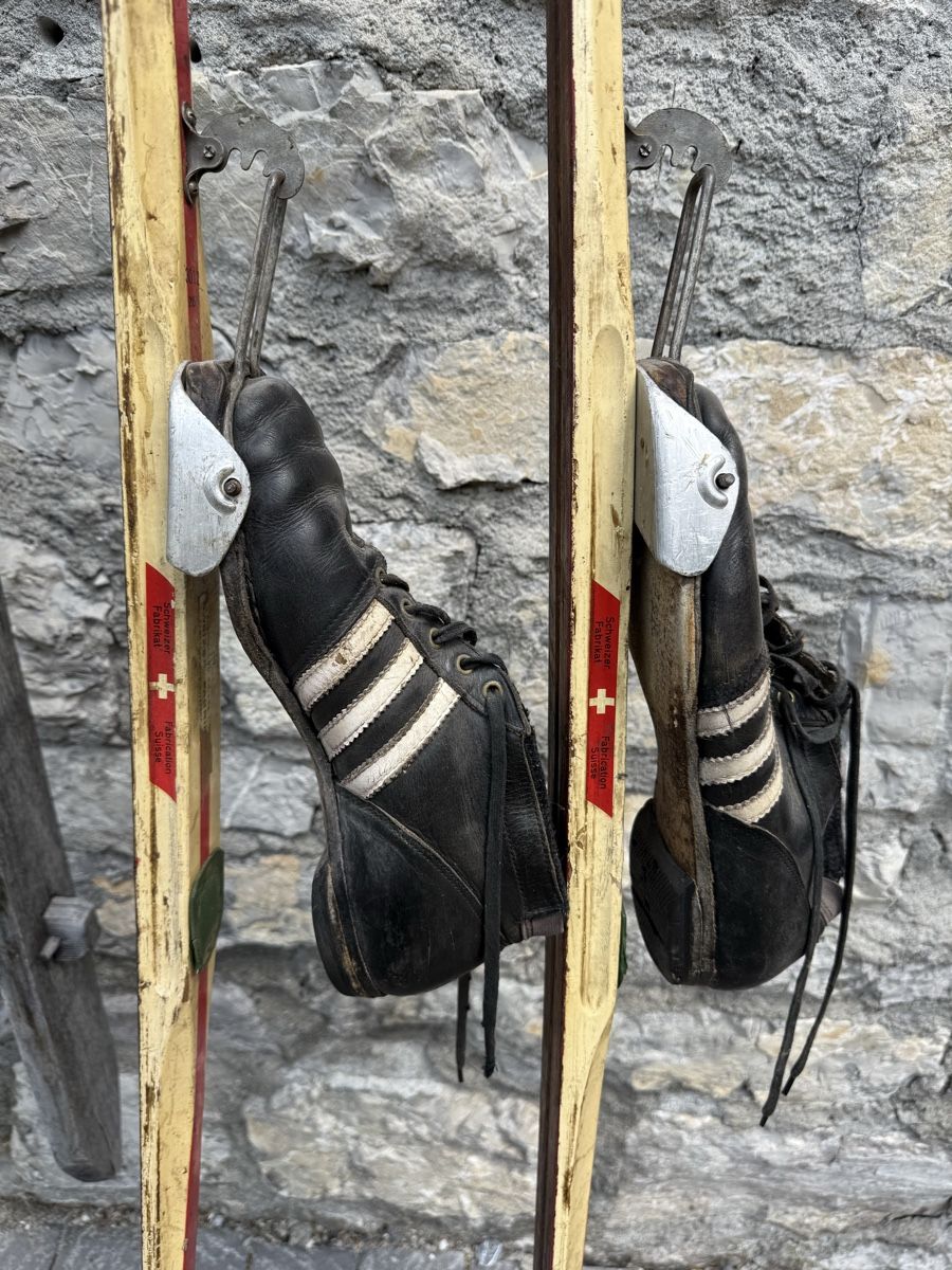 Sci: Langlauf Ski Mueller rot mit Bindung und Stiefel – Usato da Vättis venduto da This84 2