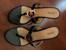 Michael Kors Sandalen mit Absatz mit Logo-Schild