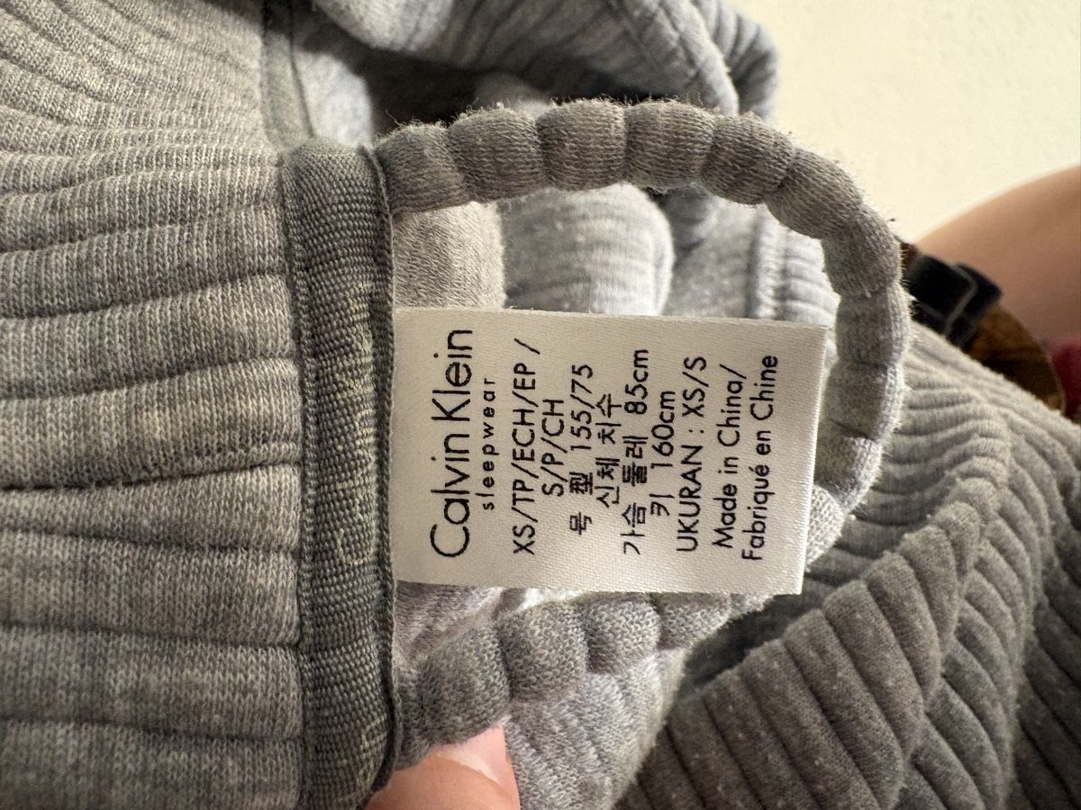 Bademäntel: Bademantel Calvin Klein – Gebraucht aus Aarau von sabrinaryser 1