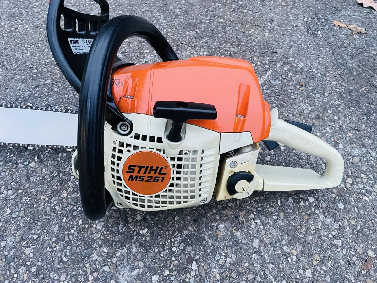 Stihl Seghe: Motorsäge Stihl MS 251 Profi – Usato da Würenlos venduto da Shop_Shop 7