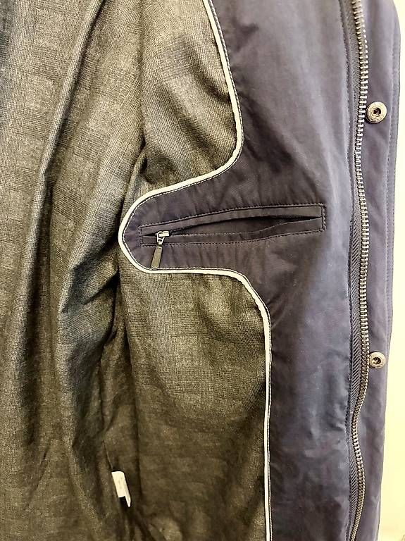 Giacche: Hochwertige Winterjacke – Usato da Gossau SG venduto da Vanuatu 3