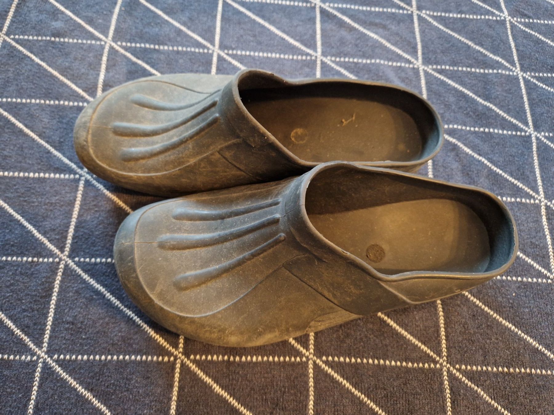 Schuhe für Jungen: Kinder Gartenschuhe blau 36 – Gebraucht aus MUEHLAU von ibo_5c7d