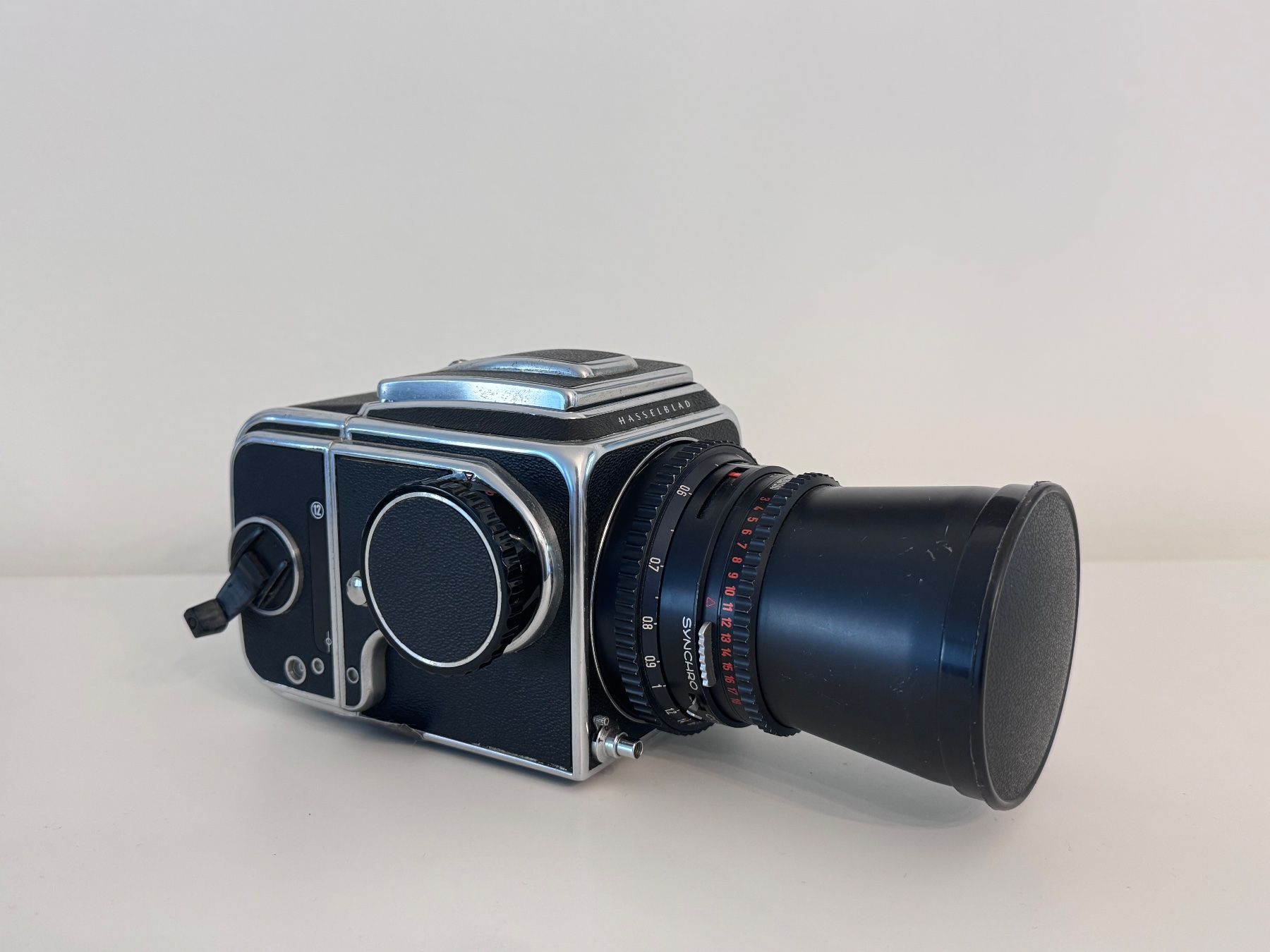 Hasselblad Fotocamera: Hasselblad 500C + 50mm/5 + 150mm/4 + Films – Usato da Viganello venduto da man_pyp6
