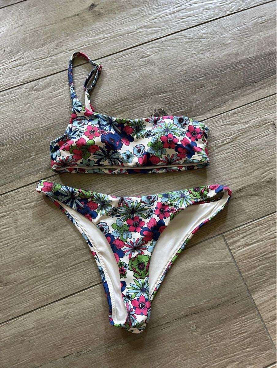 Costumi da bagno & Bikini: Pull and Bear Bikini – Usato da Dietikon venduto da Mischi2167
