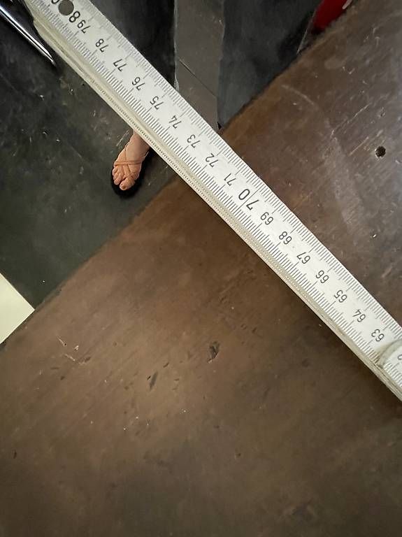 Tische: Holztisch mit Schublade – Gebraucht aus Bern von ann_g7g6 2