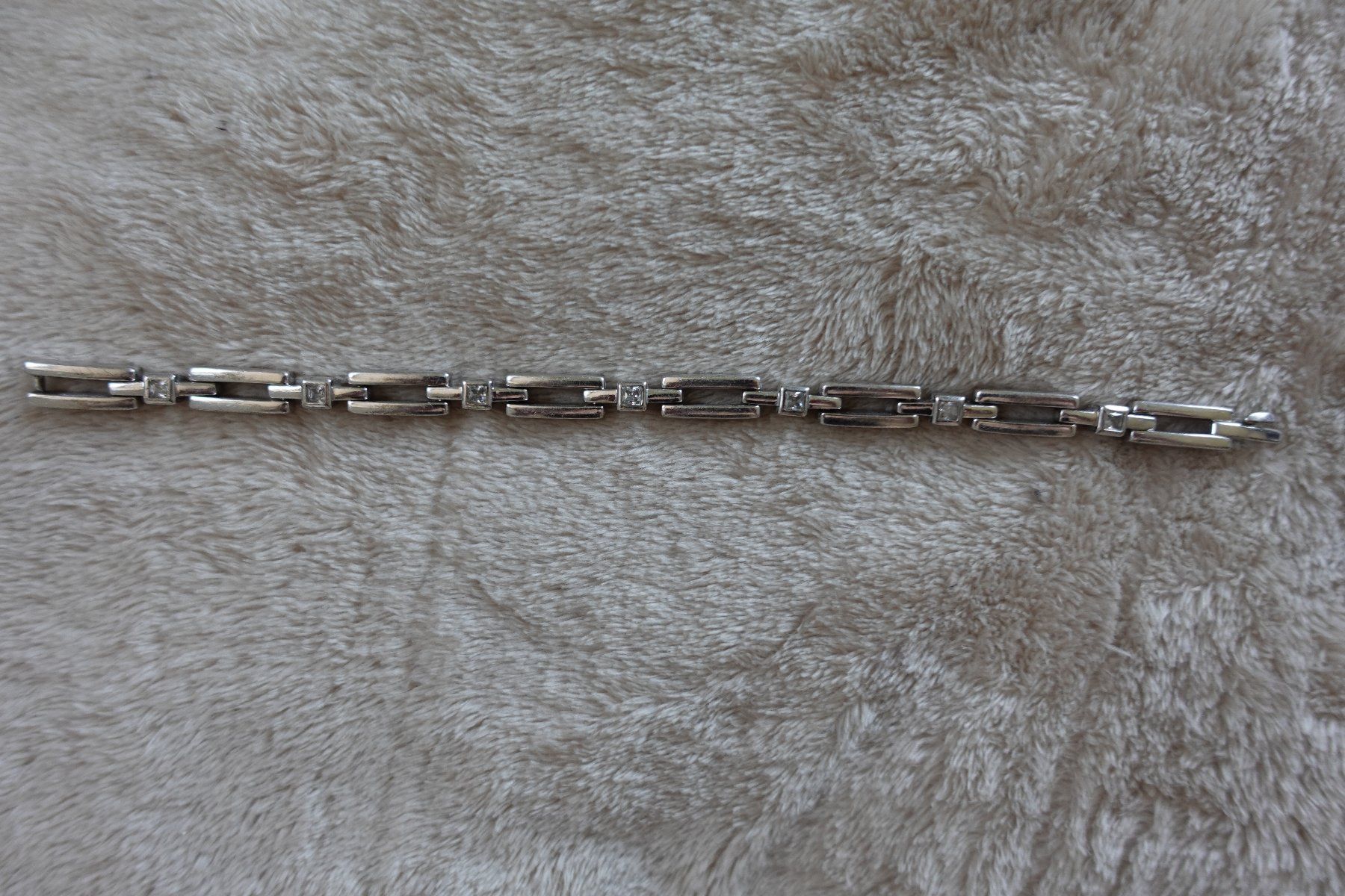 Bracciali & Braccialetti: 2 neuwertige Armbänder – Usato da rorschach venduto da Babsi64 2