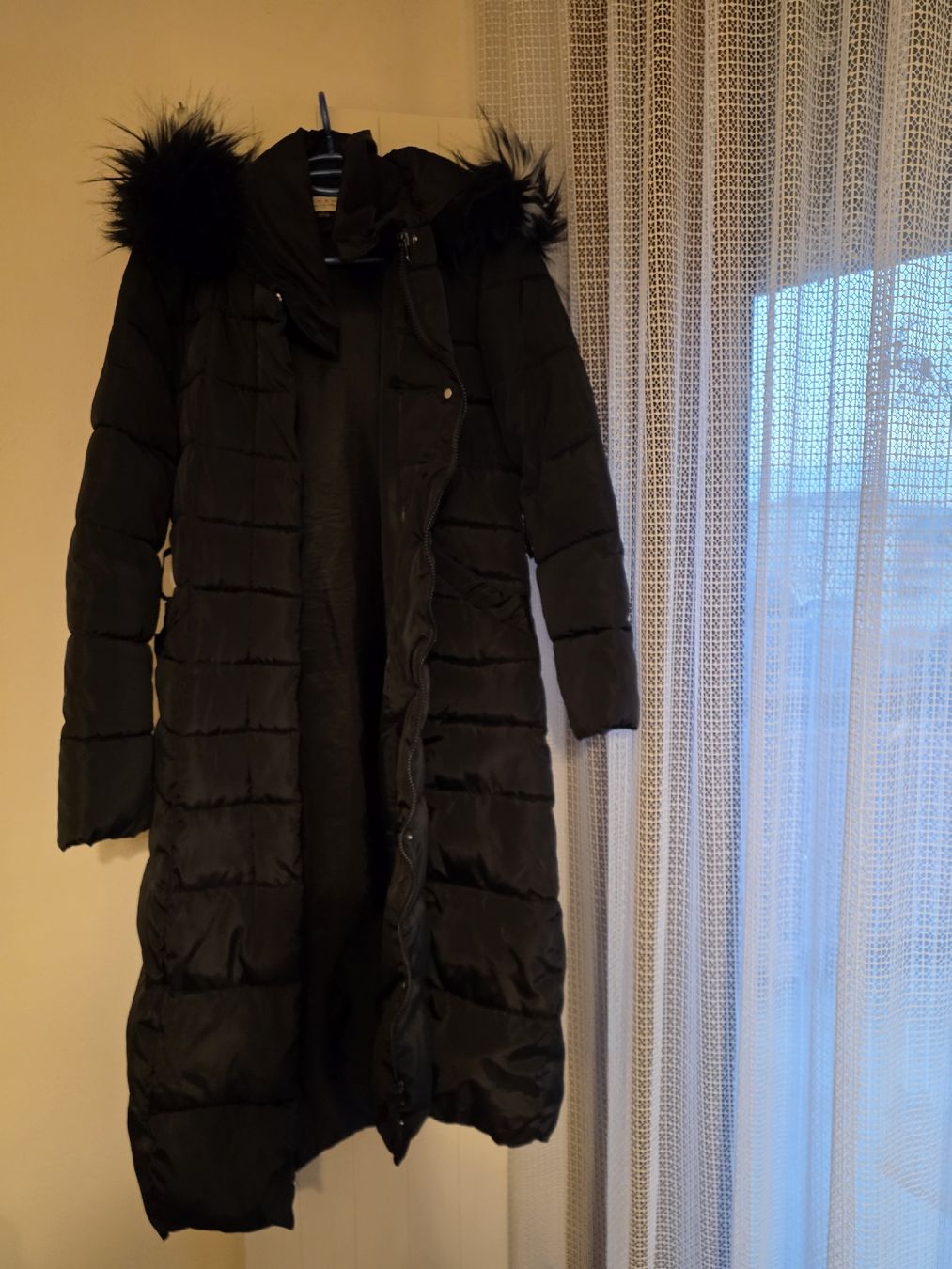 Cappotti: doudoune longue. winter jacke – Nuovo (secondo la descrizione) da Corcelles-Payerne venduto da Shielddd