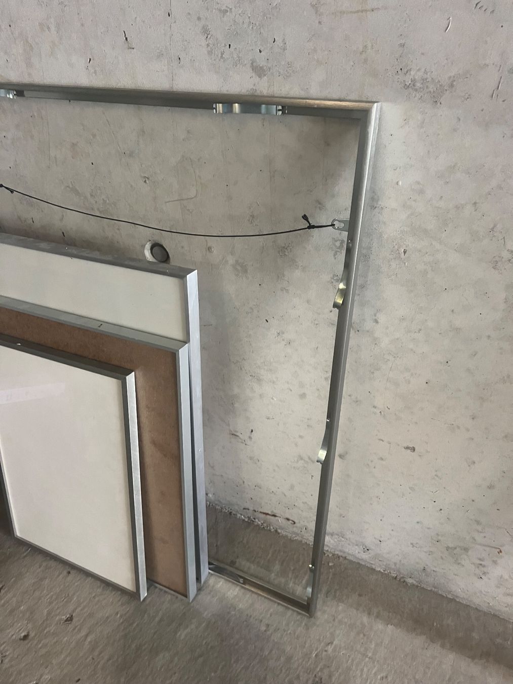 Cornici: 4 verschiedene Alu-Wechselrahmen mit Glas – Usato da Rain venduto da Pic-Ass 2